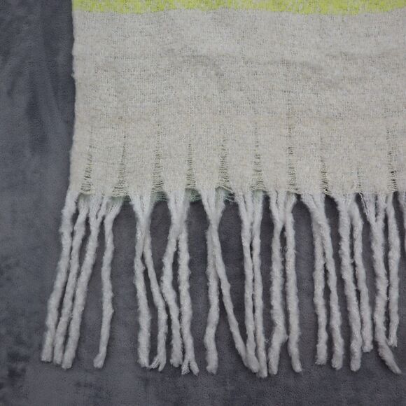 Studio Select Scarf Shawl Womans One Size Color Block Fringed New - Picture 6 of 16